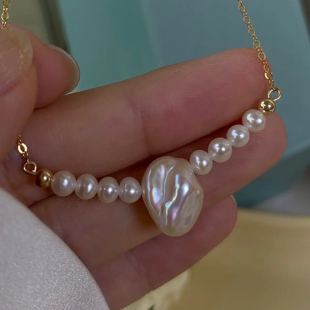 Gentle Pearl Necklace for Women Summer Baroque Light — feature 8