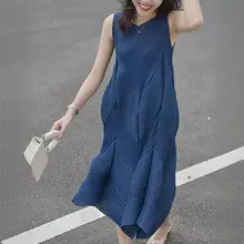Dark Blue Pleated Mid-Length Skirt with Slit & Elastic Waist — feature 6