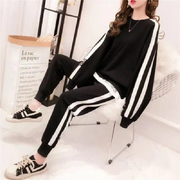 Plus Size Women Black White Track Suit Sweatshirt Set - Image 3