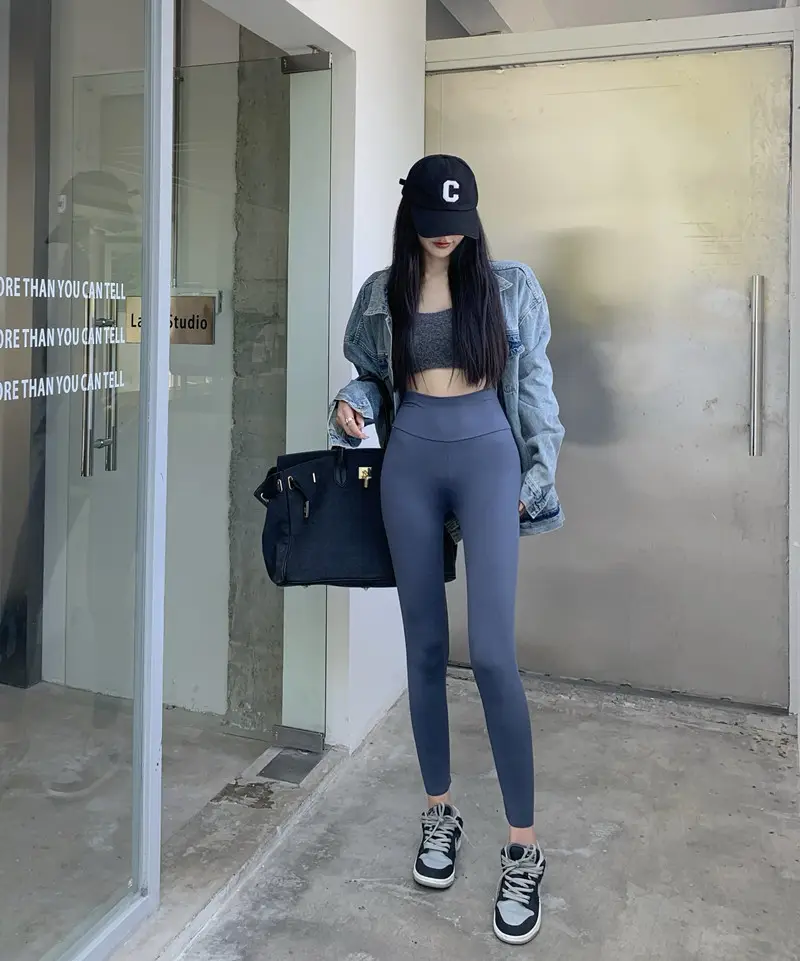 Women's Slim Fit Yoga Pants with High Waist Design - Image 4