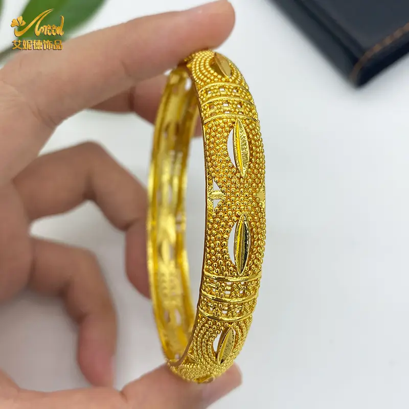 Luxury Gold Plated Dubai Bride Bracelet for Women - Image 38