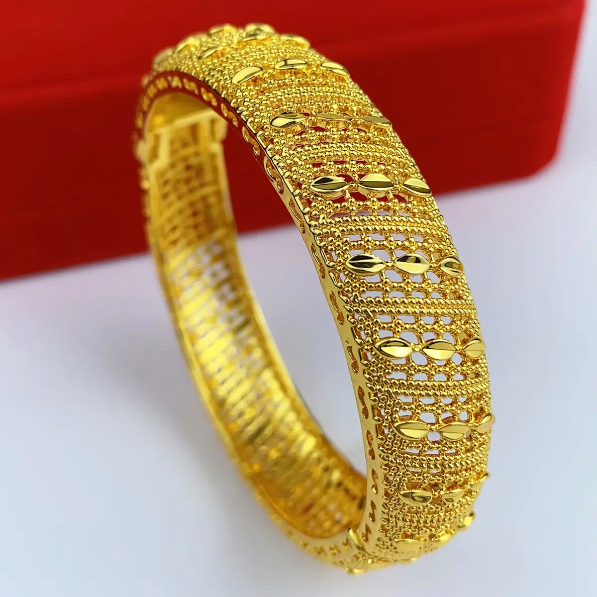 Luxury Gold Plated Dubai Bride Bracelet for Women - Image 46