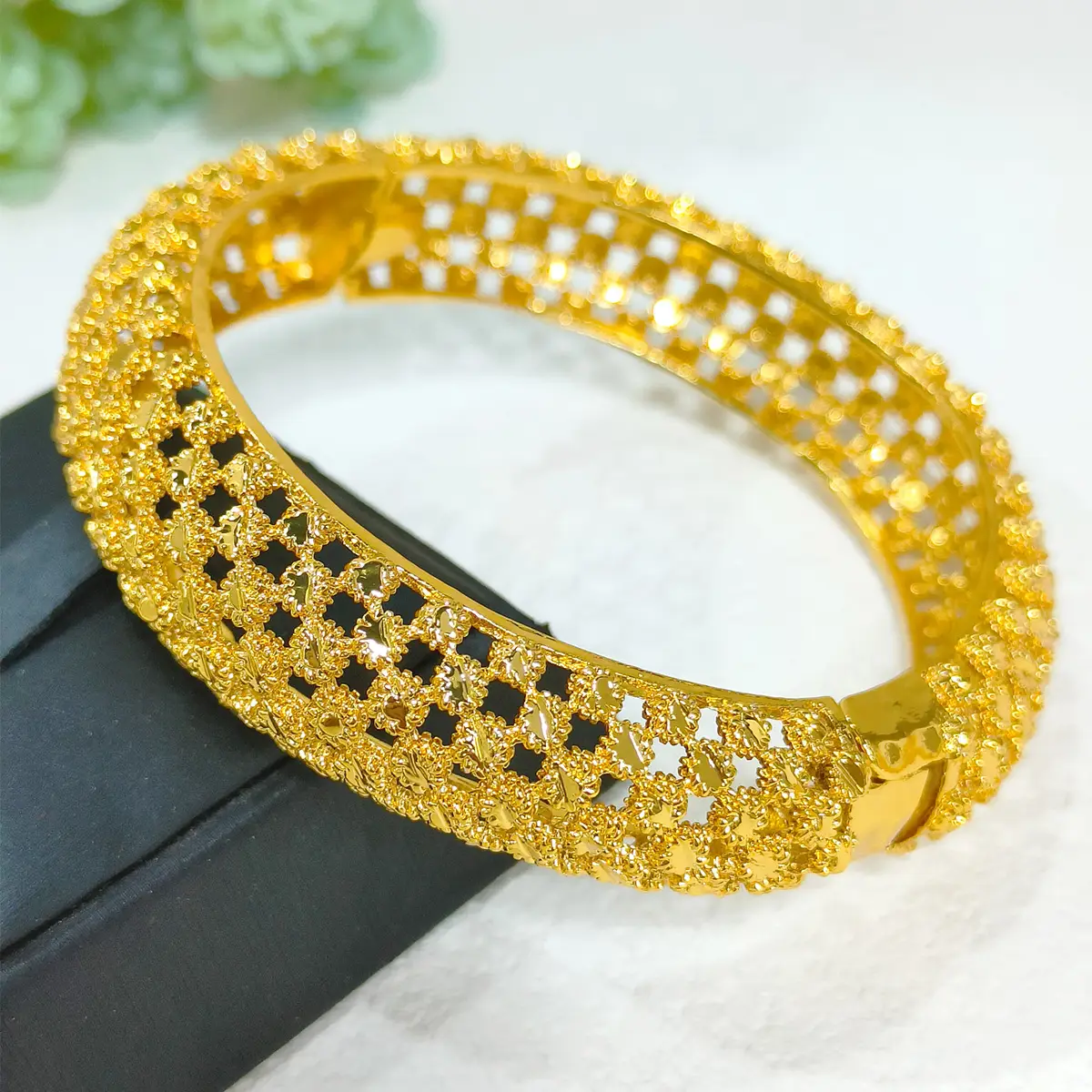 Luxury Gold Plated Dubai Bride Bracelet for Women - Image 59