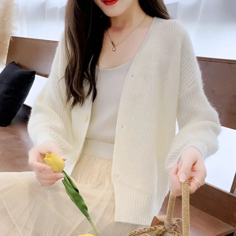 Women's Knitted Cardigan Sweater Beige Loose Fit Winter Jacket - Image 11