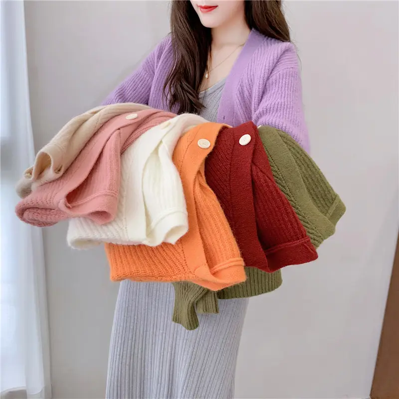 Women's Knitted Cardigan Sweater Beige Loose Fit Winter Jacket — feature 2
