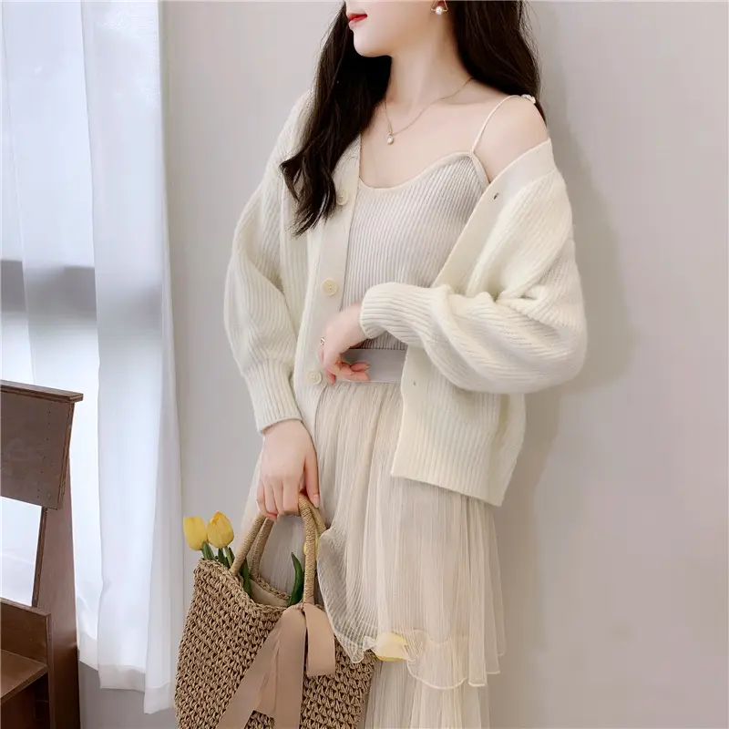 Women's Knitted Cardigan Sweater Beige Loose Fit Winter Jacket — feature 30