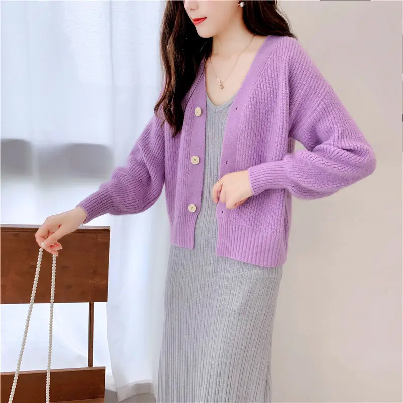 Women's Knitted Cardigan Sweater Beige Loose Fit Winter Jacket — feature 5