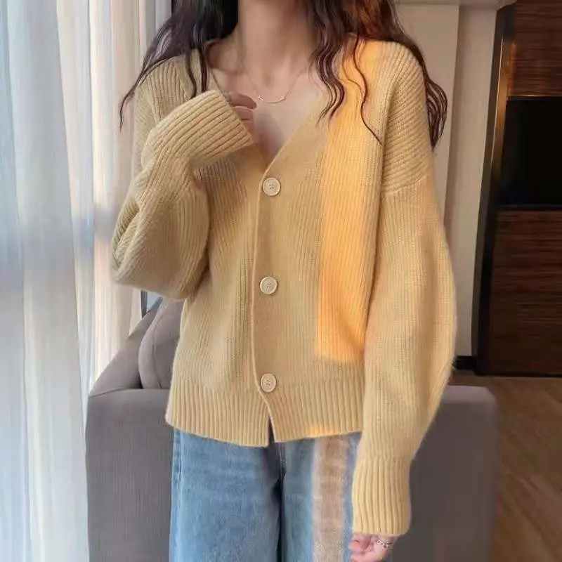 Women's Knitted Cardigan Sweater Beige Loose Fit Winter Jacket - Image 3