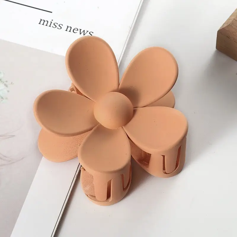 Black Flower Grip Hair Clip for Women - Image 23