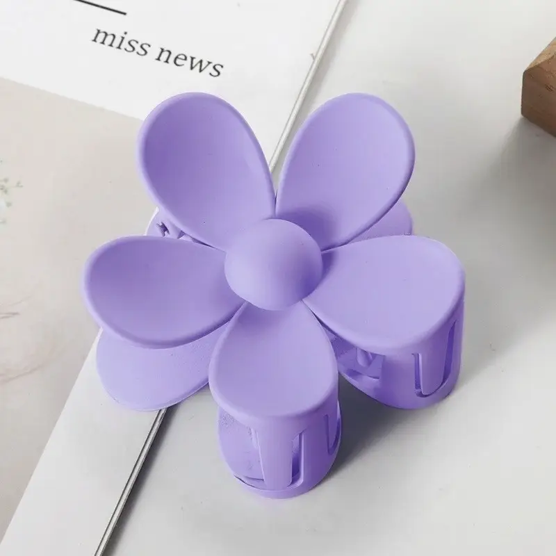 Black Flower Grip Hair Clip for Women - Image 25