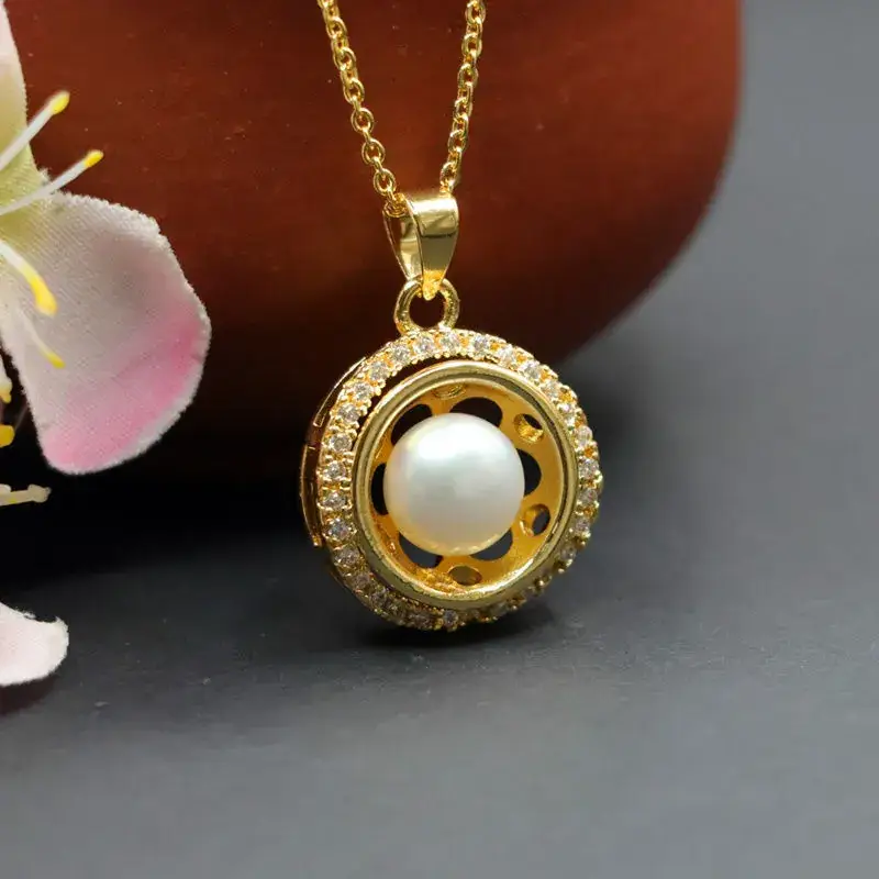 Juanyu Pearl Pendant Necklace Gold High Luster Full Donut Design - Image 4