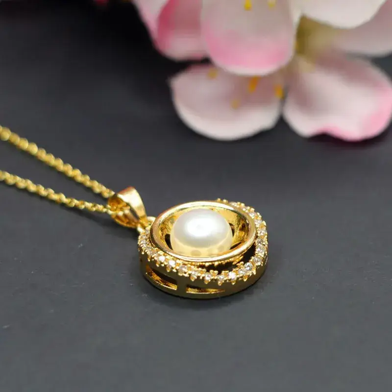 Juanyu Pearl Pendant Necklace Gold High Luster Full Donut Design — feature 12