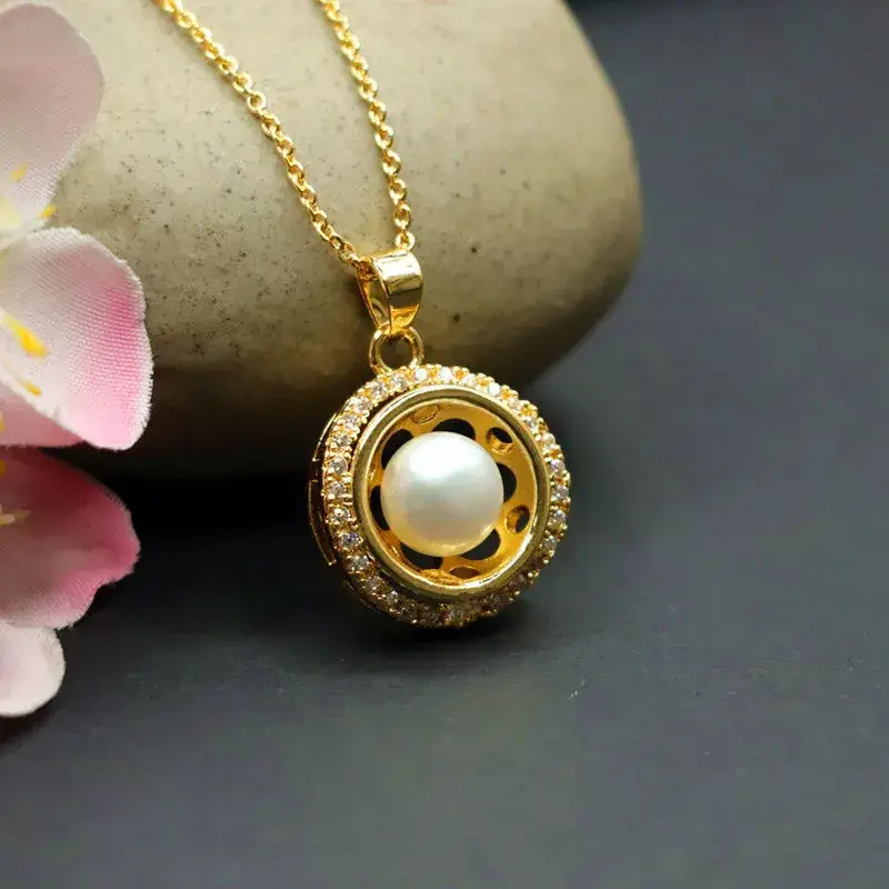 Juanyu Pearl Pendant Necklace Gold High Luster Full Donut Design — feature 7