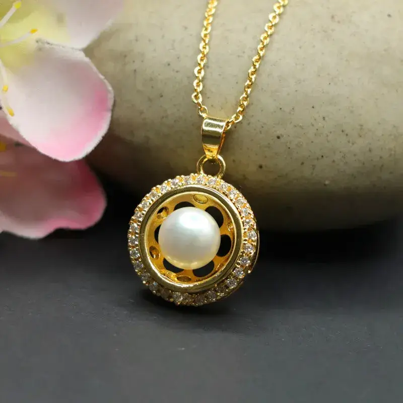 Juanyu Pearl Pendant Necklace Gold High Luster Full Donut Design — feature 8