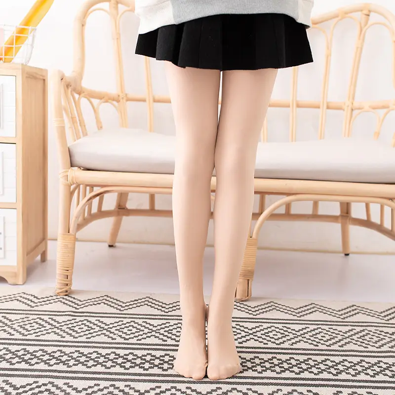 Wholesale children's autumn and winter fleece-lined thickened pantyhose generation hair girls dancing dragon claw hair white ballet dance socks