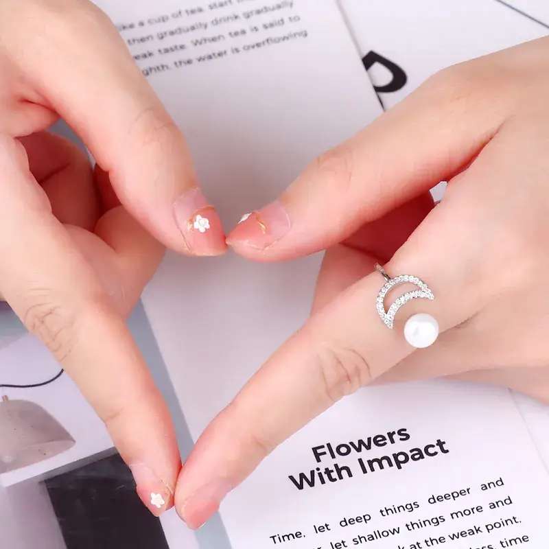 Moon Shaped Gold Pearl Ring for Women