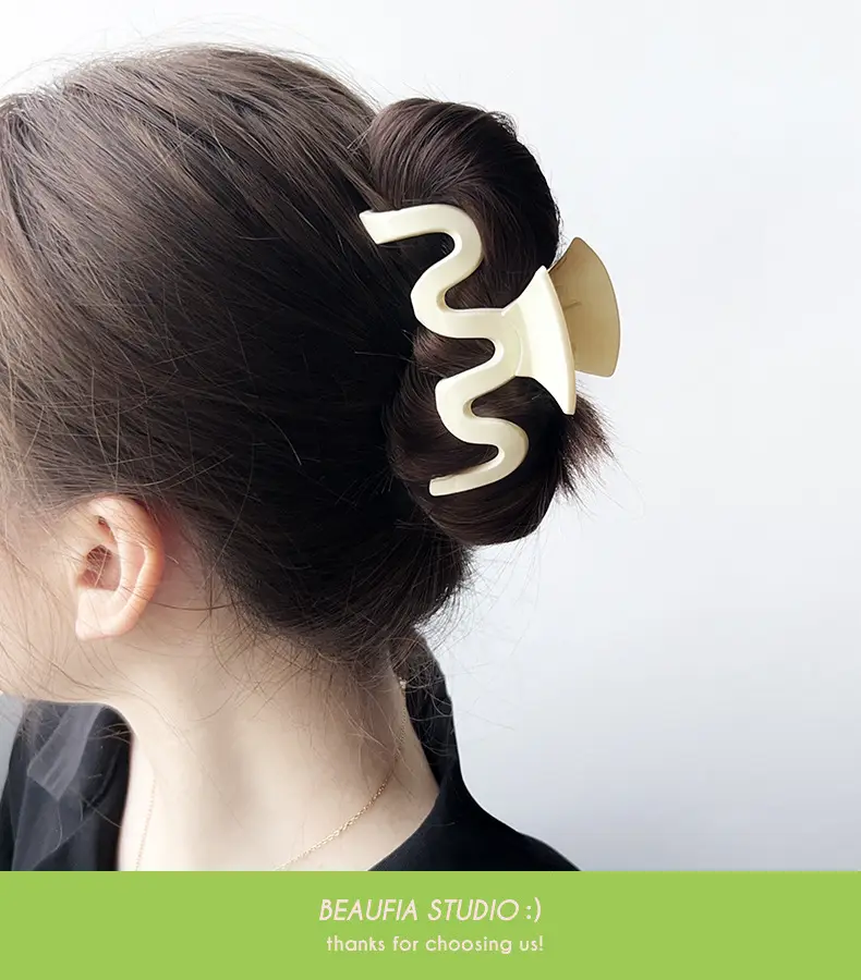 M-shaped Hair Grab Clip for Women's Hair Accessories — feature 9