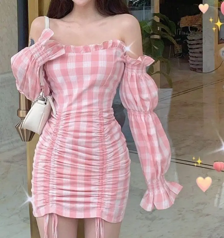 Sweet Spicy One-Line Collar Plaid Dress Autum 2023 — feature 1