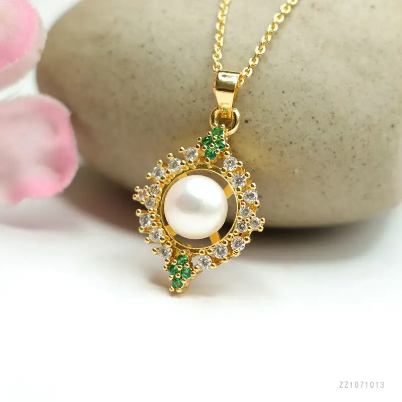 Guan Yu Pearl Sunflower Necklace Gold — feature 12