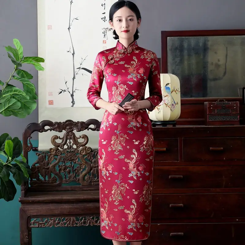 Red French Cheongsam 2021 Long Sleeve Mom Performance Dress - Image 2