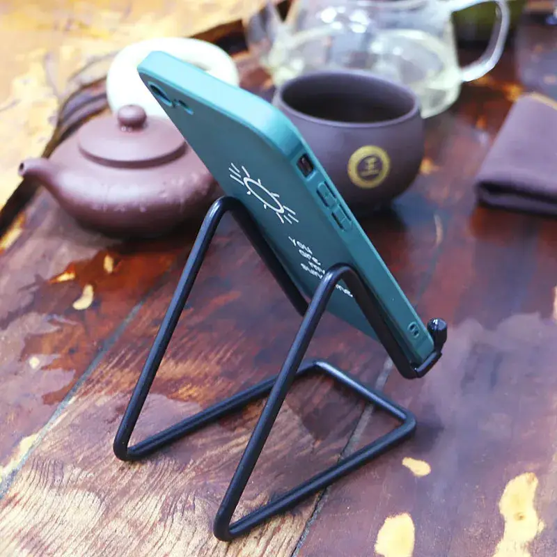 Green Metal Mobile Phone Stand with Wire Forming Design - Image 8