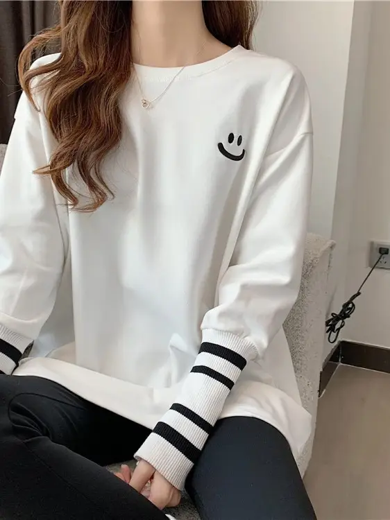 Women Black Printed Cotton T-Shirt Long Sleeve Mid Length