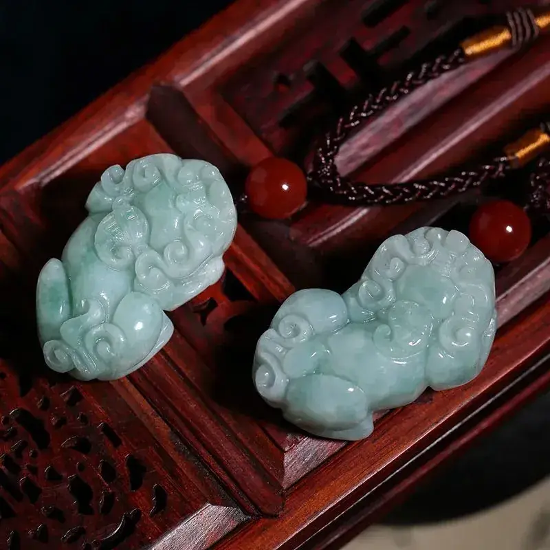 Guan Yu Natural Jade Pendant Pixiu Ornament - Image 6