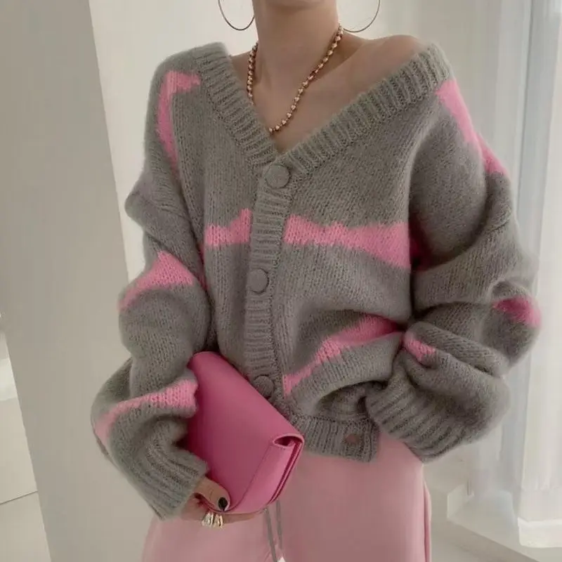 Women's Green & Beige Knit Long Sleeve Sweater - Image 7