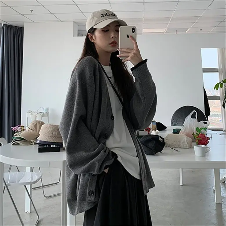 2025 V-Neck Knitted Cardigan Women Large - Image 5