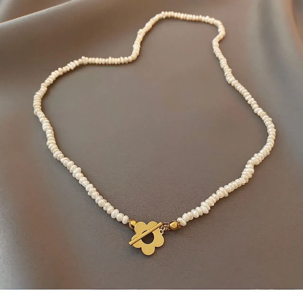 Flower Pearl Necklace for Women Summer Light Luxury - Image 2
