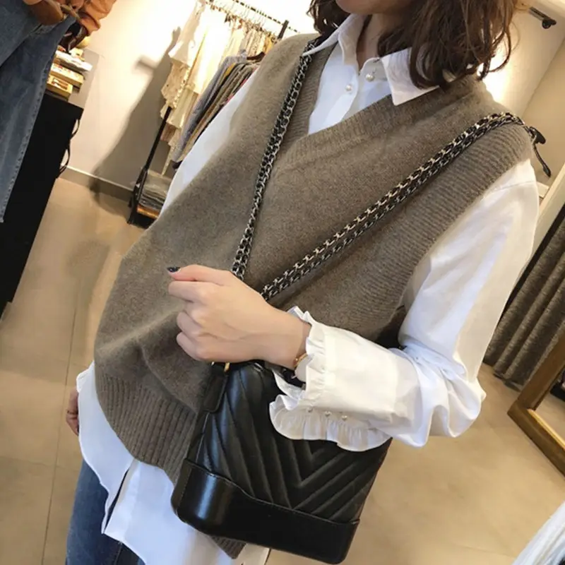 Women V-Neck Sleeveless Knit Vest Pullover - Image 4