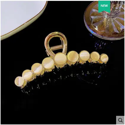 Pearl Hairpin Clip for Women Large Plate - Image 11
