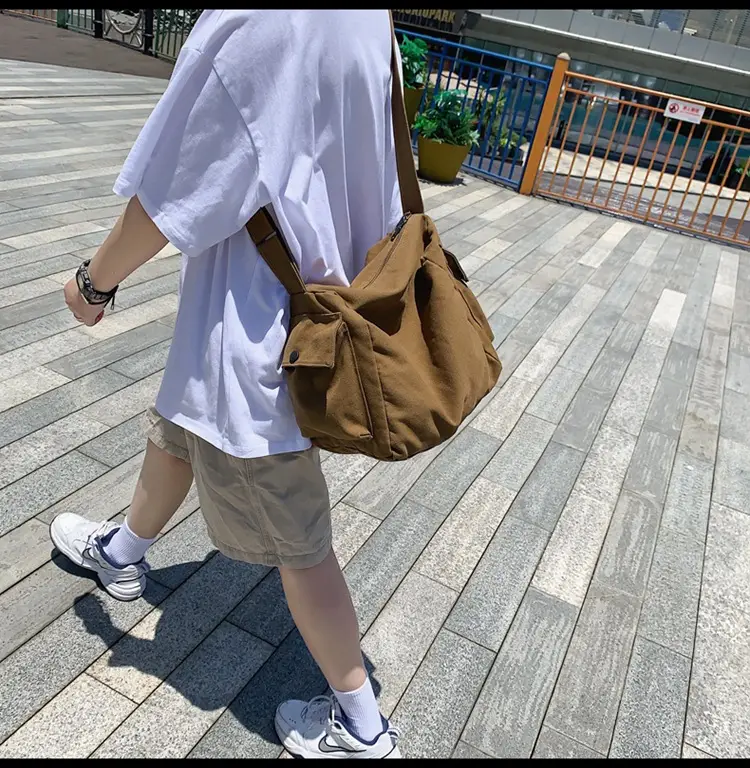 Men Pure Color Canvas Shoulder Bag 2025 Summer — feature 34