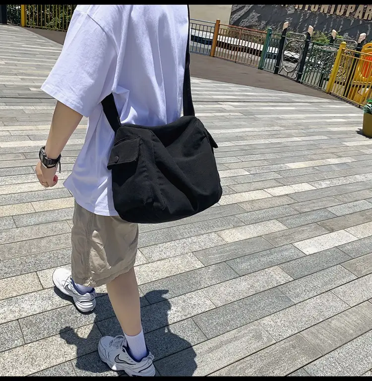 Men Pure Color Canvas Shoulder Bag 2025 Summer — feature 9