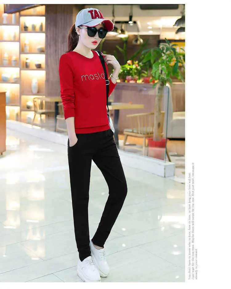 Women Printed Sweatshirt Set White Black Long Sleeve — feature 11