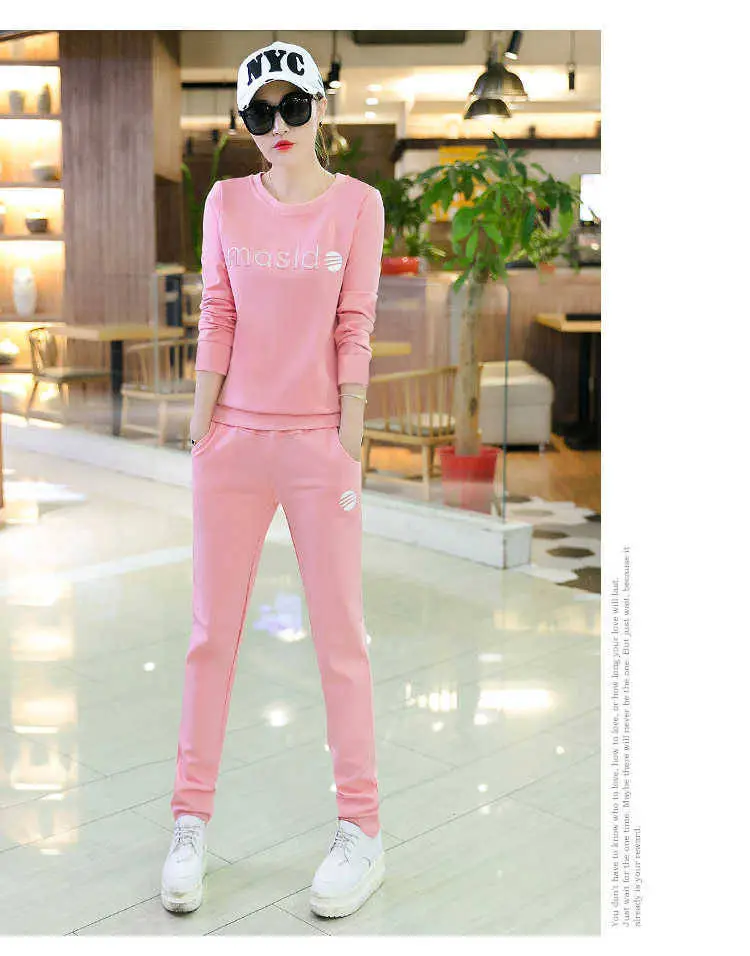 Women Printed Sweatshirt Set White Black Long Sleeve — feature 4