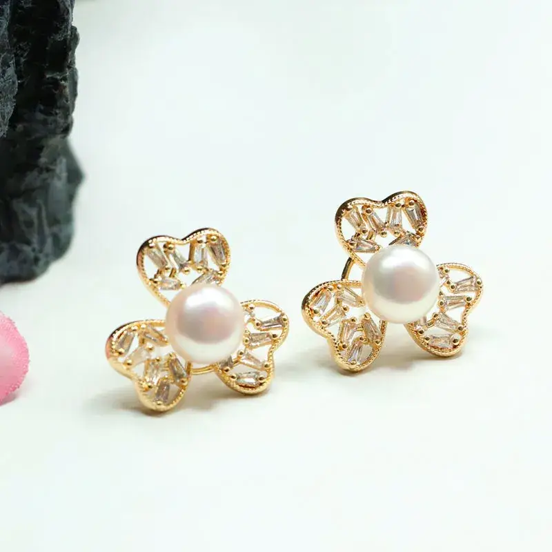 Guan Yu Heart Clover Pearl Earrings Gold Plated S925 - Image 4