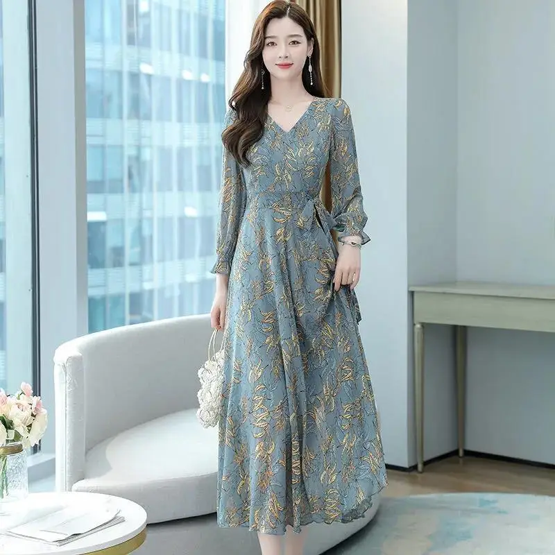 2021 New Autumn Printed V Neck A-Line Skirt Dress - Image 3