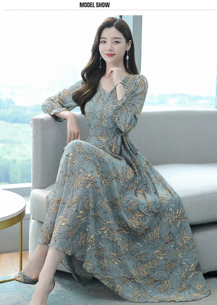 2021 New Autumn Printed V Neck A-Line Skirt Dress — feature 2