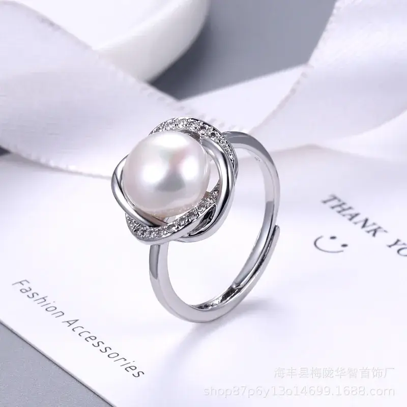 Elegant Pearl Ring for Women's Jewelry