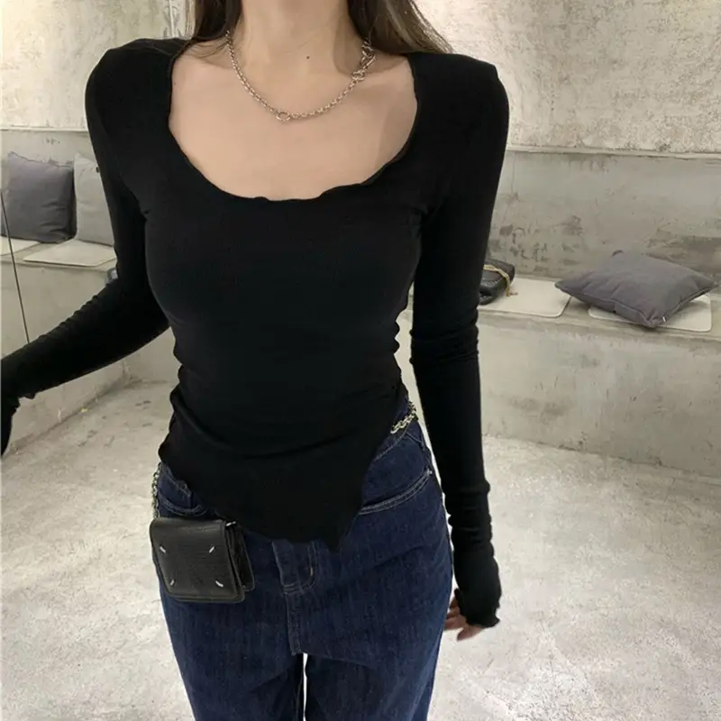 Women Black Long Sleeve Crop Top with Belt