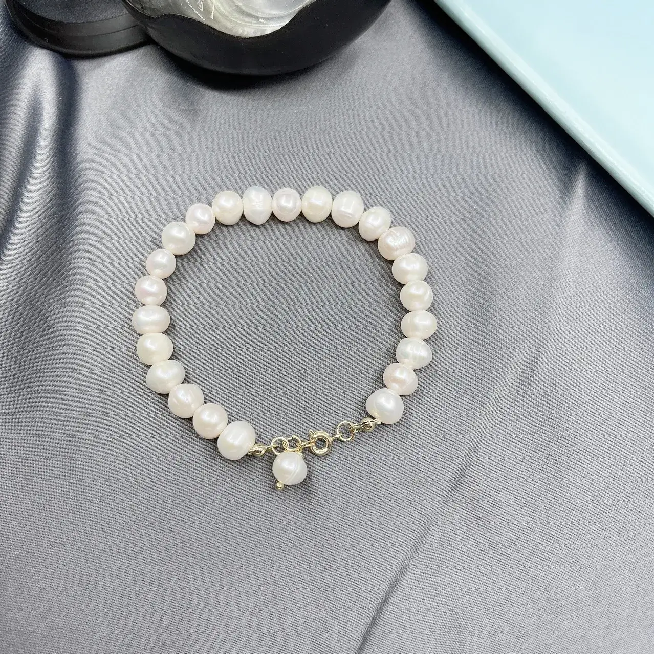 Natural Pearl Bracelet for Women 6-7mm Gold Light - Image 3