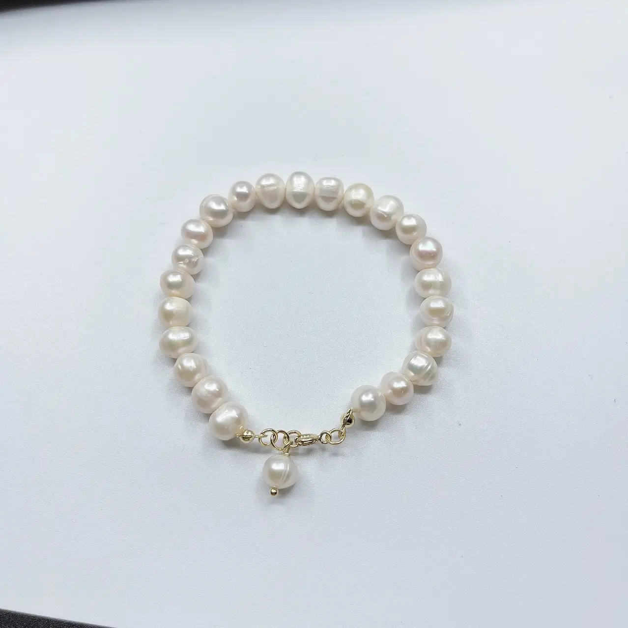 Natural Pearl Bracelet for Women 6-7mm Gold Light — feature 2