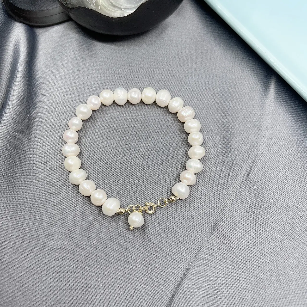 Natural Pearl Bracelet for Women 6-7mm Gold Light — feature 3