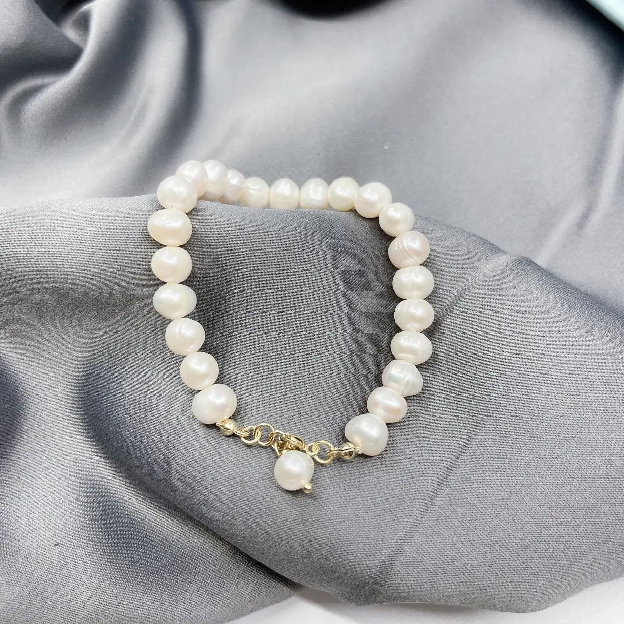 Natural Pearl Bracelet for Women 6-7mm Gold Light — feature 4