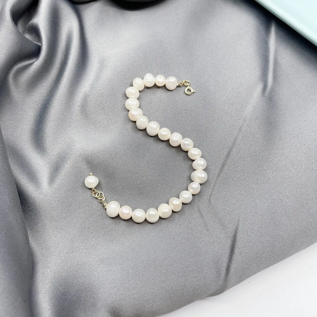 Natural Pearl Bracelet for Women 6-7mm Gold Light — feature 6