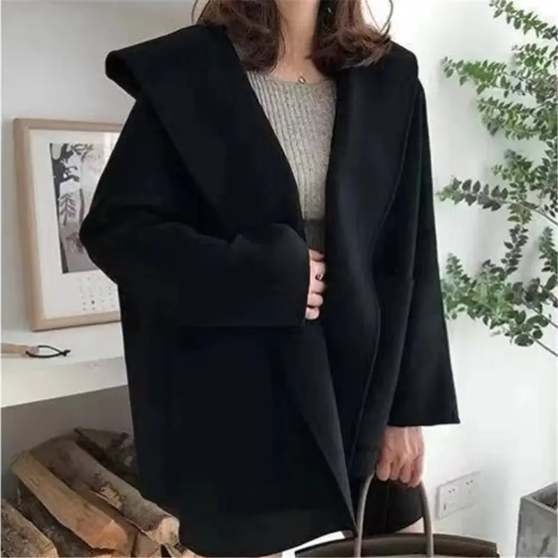 2025 Spring Coat Petite French Cape Woolen Black Dress Style - Image 4