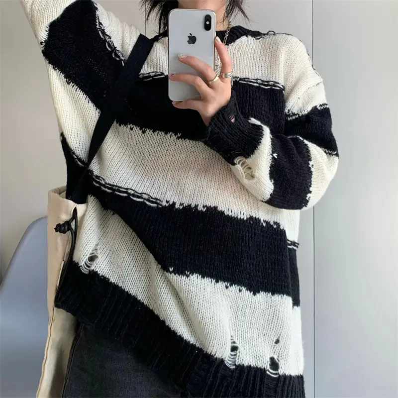 Women's New Lazy Striped Crewneck Sweater Black White — feature 3
