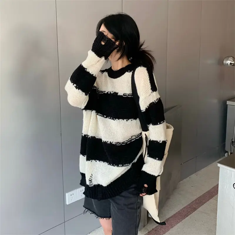 Women's New Lazy Striped Crewneck Sweater Black White — feature 5