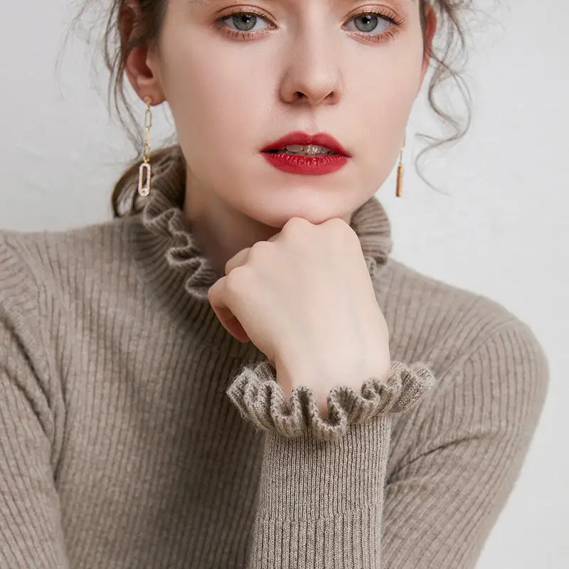 2021 Women's Knitwear Flower Collar Slim Fit Top